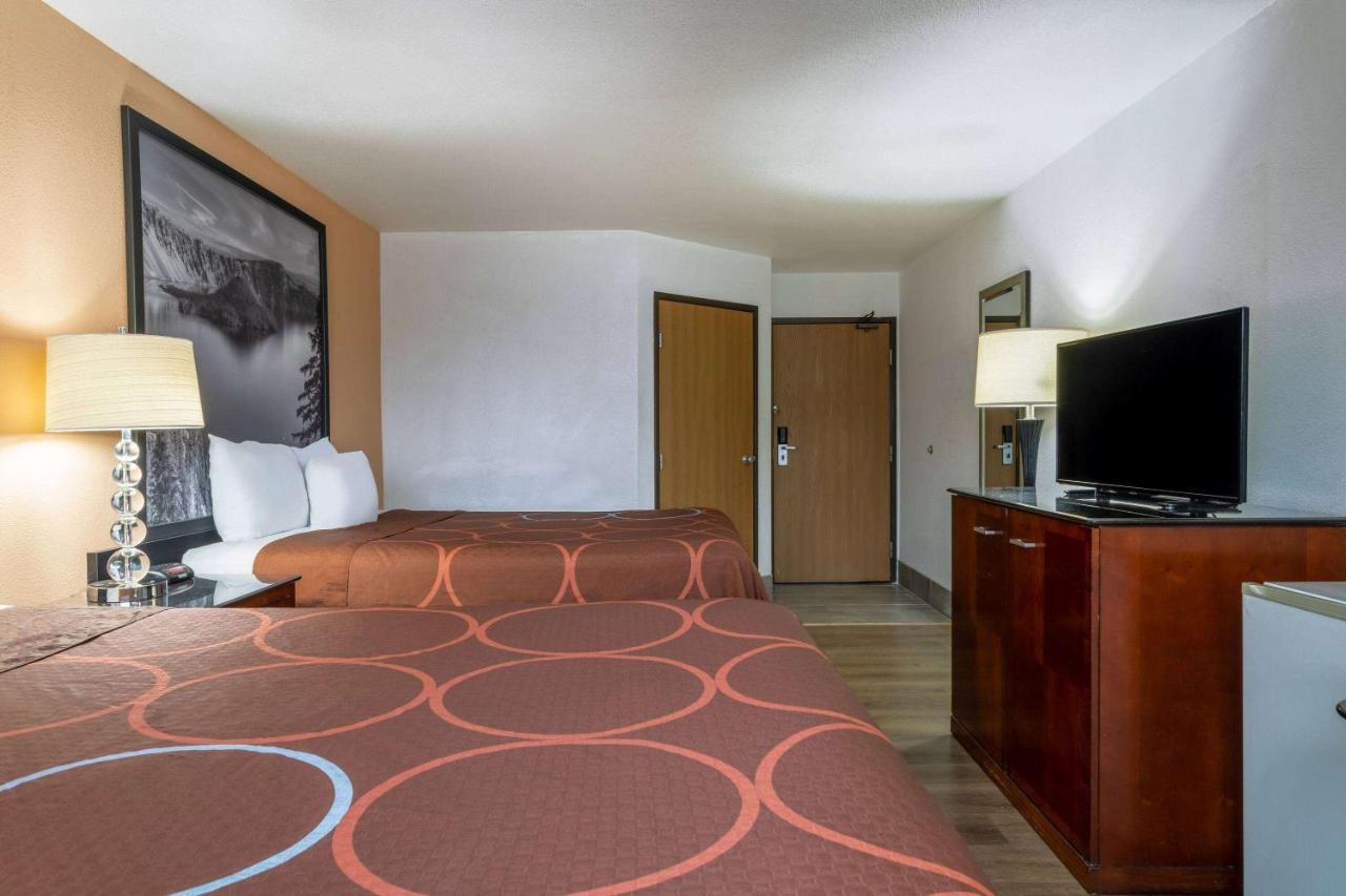 Super 8 By Wyndham The Dalles Or Екстериор снимка