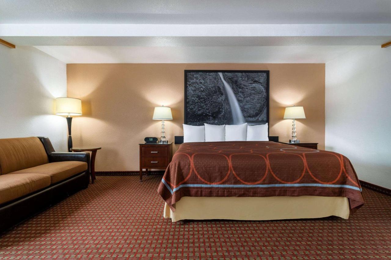 Super 8 By Wyndham The Dalles Or Екстериор снимка